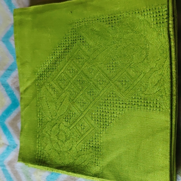 ✔️Cloth Napkins 48 total - Picture 6 of 7